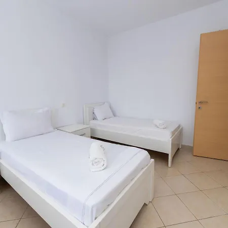 Adriatic Nest 2br Near Apartmán